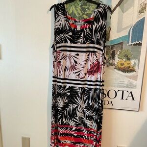 Catherines Dress 2X Black and red Leaf Print Midi, sleeveless, stretchy